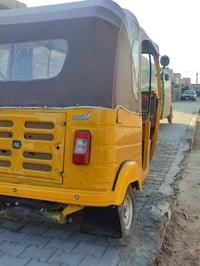 تكتك 19 للبيع مرقم بغداد بأسمي تحويل ثاني يوم 07510782567 07812633580