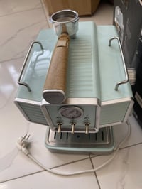 ماكينة اسبريسو • جديدة • استعمال مرة وحدة