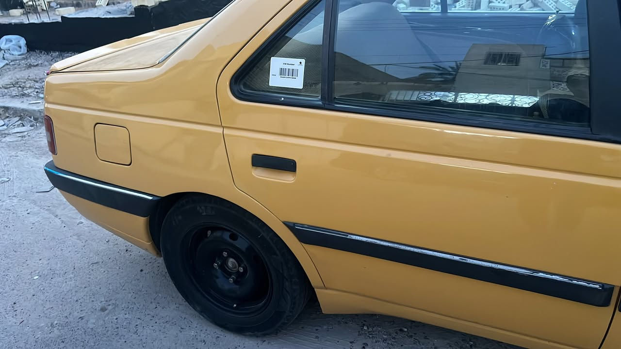سلام عليكم بيجو 405 موديل 2015 كير مكينه مكفولات صدر امامي خلفي سياره بيه ضربه بل جاملغ  وره مصلح هيه غرامات صفر سعر 35 بيه مجال كلش بصيط حق جيه ***********
