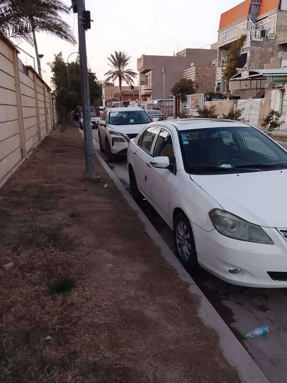 بي واي دي 2015رقم انكليزي يرادلها ترتيب السعر 35 بغداد القاهره ***********
