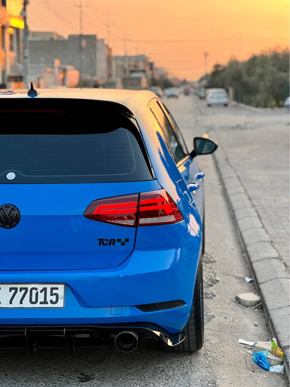 Golf gti 2021 
جديد بمعنة كلمة 
جاملغ خلفي جهة سكن صبغ وية صندوق مبدل بلادي 
وبيهة ثلاث اماكن تعديل صغير 
بجم كبس بدون ارباك 
ماشي ٤٧ الف ميل 
بدون اي نواثقص 
ترايك وين متريد 
سيارة تخبل 
للون مميز 
مواصفات معروفة فول 
بانوراما 
ويل سبورت
سعر :١٨٥ و مجال 
مكان سيارة اربيل 
***********
———————————————————————
گۆلف gti 2021 
یەک لە جوانترین گۆلفەکان 
چاملغی پشتەوەی سەکن سبوغە لەگەل قەباغ سندوق بلادی گۆرایە سێ جێ ساردی گچکەی هەیە 
پێش کەپس و هەموو بلادی و بێ ارباگ 
٤٧ هەزار میل رۆیشتیە 
بێ هیچ نوقستانیەک 
مواصفاتیش فولە پانۆرامایە 
مەسرەفەچی چاکی جوانکاریشی لێ کرایە 
سعر :١٨٥ و مەجال
شوێن هەولێر 
*********** أربيل, العراق
