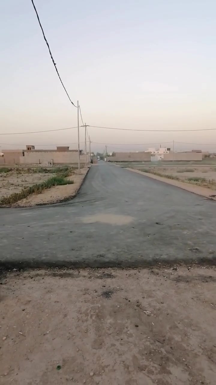 قطع للبيع حي المهندسين كافة الخدمات مساحه ٢٠٠متر واسعار مناسبه للاستفسار *********** ملاحضه جنس الارض ١٧
