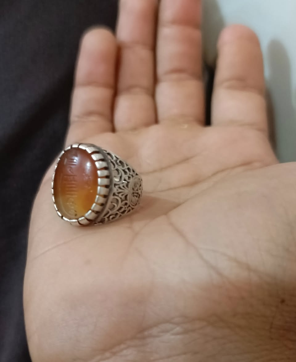 سلام عليكم عقيق يماني ذمه منقوش طلسم شرف شمس كلش حلوة مريحه لنفس بلبس مكاني الناصرية سوك شيوخ متواجد خاص سعرة 35الف


**إذا كنت صاحب هذا الإعلان وتريد حذفه لأي سبب، رجاءا أرسل رسالة إلى الدعم الفني**