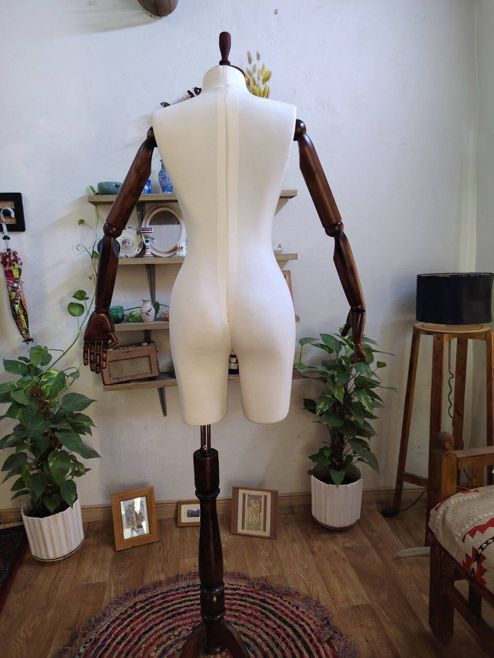 السلام عليكم : مليكانة للبيع
القياس :جوكر
تلبيس بنطرون  
صاج كاملة 
ما مستخدمه بس 5 مرات النضافة 100٪
التواصل على الخاص
 التوصيل داخل بغداد فقط الرقم ***********
