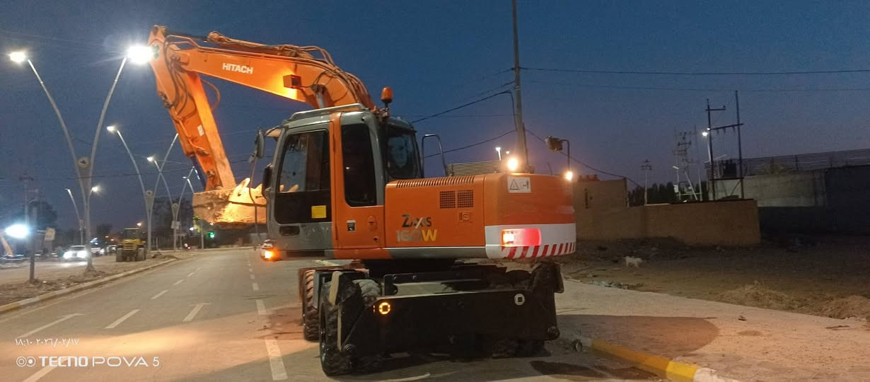 للبيع حفاره هيتاشي مكفوله كفاله عامه 2005، رقم مبايل***********
