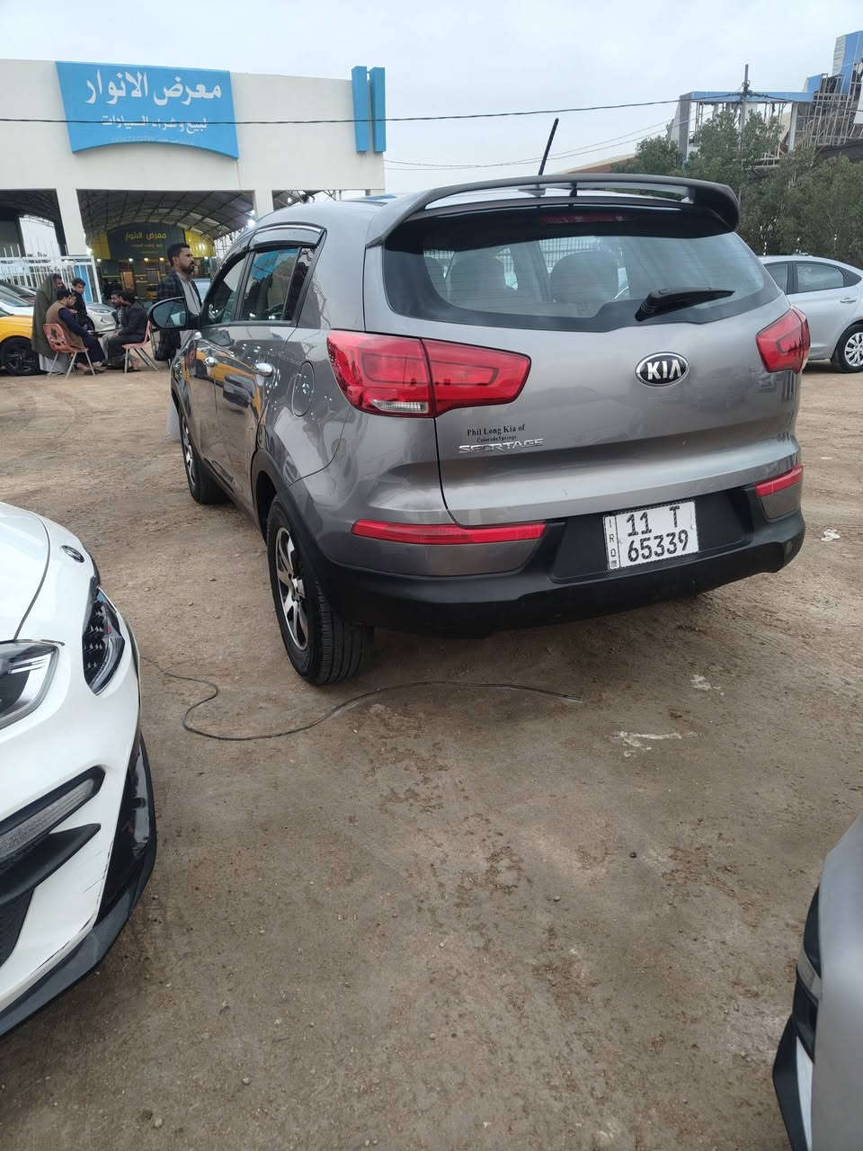 السلام عليكم بيع او مراوس سبورتج موديل 2015 حادث فقط بنيد مبدل وبيه صبغ الجاملغات توحيد لون وبيه باب الخلفي بيه صبغ اثر دحجه بسيطه ولسونار بلمنشور محرك 2400  السعر 145 علما السيارة بلرميثه رقم بغداد انكليزي مدوار مباشر رقم الموبايل *********** واتساب
