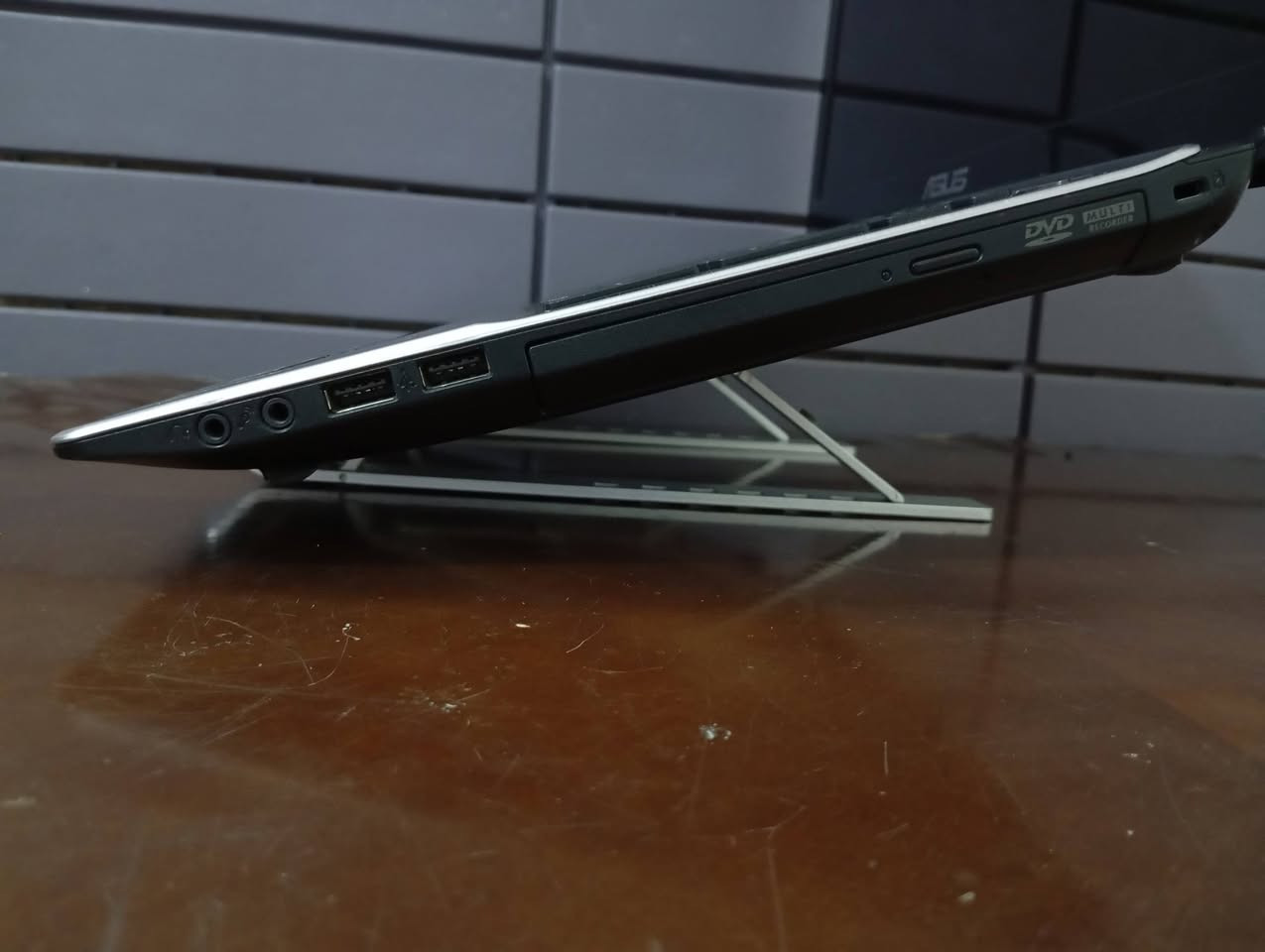 السلام عليكم. لابتوبASUS K53المينيوم مميز وبارد
الهارد:126SSD
الشاشة:حجم15٫6 60هرتز
الرام:8G
المعالج:انتل Ci5الجيل الثاني
كرت الشاشة:منفصل انفيديا و مدمج2G
الملحقات:شاحن85vسريع و هدية(ماوس لاسلكي+باد ماوس) وتحتوي اللابتوب على DVDاقراص
السعر 200الف


**إذا كنت صاحب هذا الإعلان وتريد حذفه لأي سبب، رجاءا أرسل رسالة إلى الدعم الفني**
