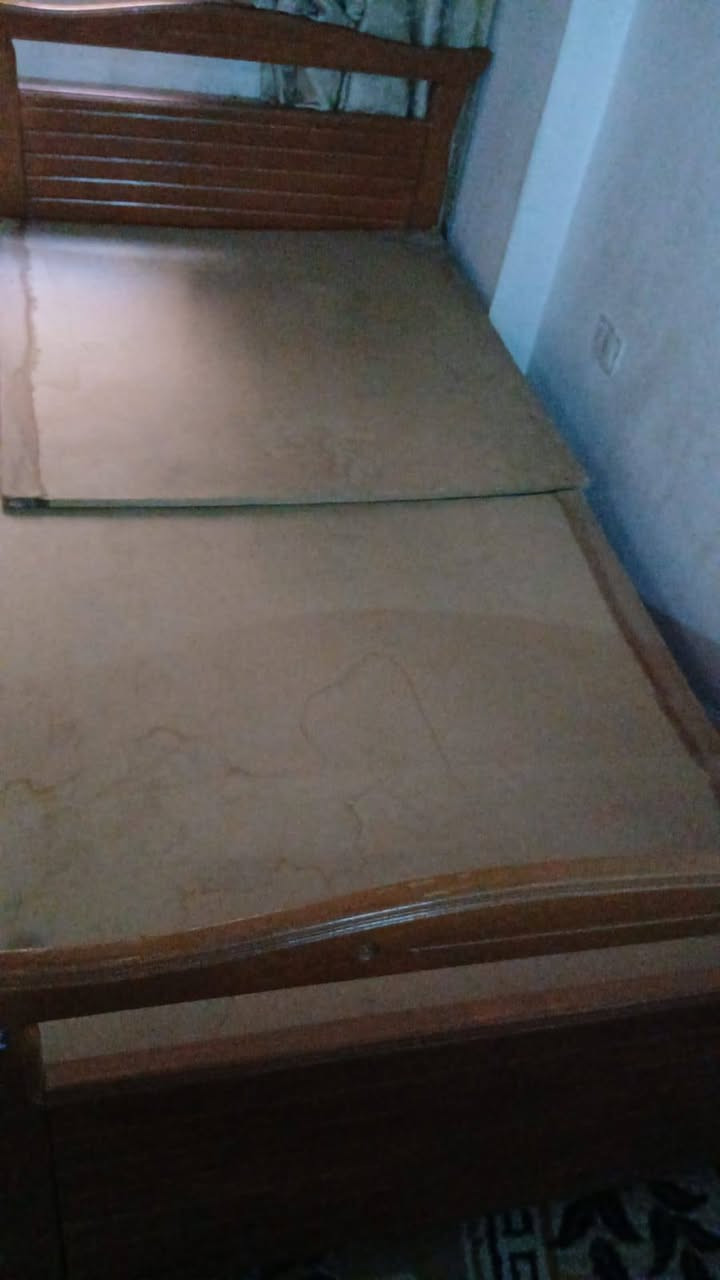 للبيع تخت مفرد ونص مع فرشه وصندوق نضافه تامه موجود جرمانا تخت صبايت 0938581973


**إذا كنت صاحب هذا الإعلان وتريد حذفه لأي سبب، رجاءا أرسل رسالة إلى الدعم الفني**