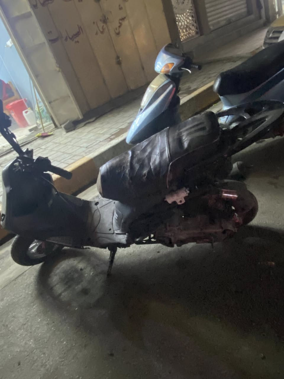 ماكس مال لعب بلاديه"
دراجه مال لعب متروكه نقصها باتري
الدراجه كدامكم صدر وتخم ويل كب وتاير جديد
دبل خلفي وسبايدر 4 
سعرها ٣٥٠ 
عنواني بغداد حي اور
***********
