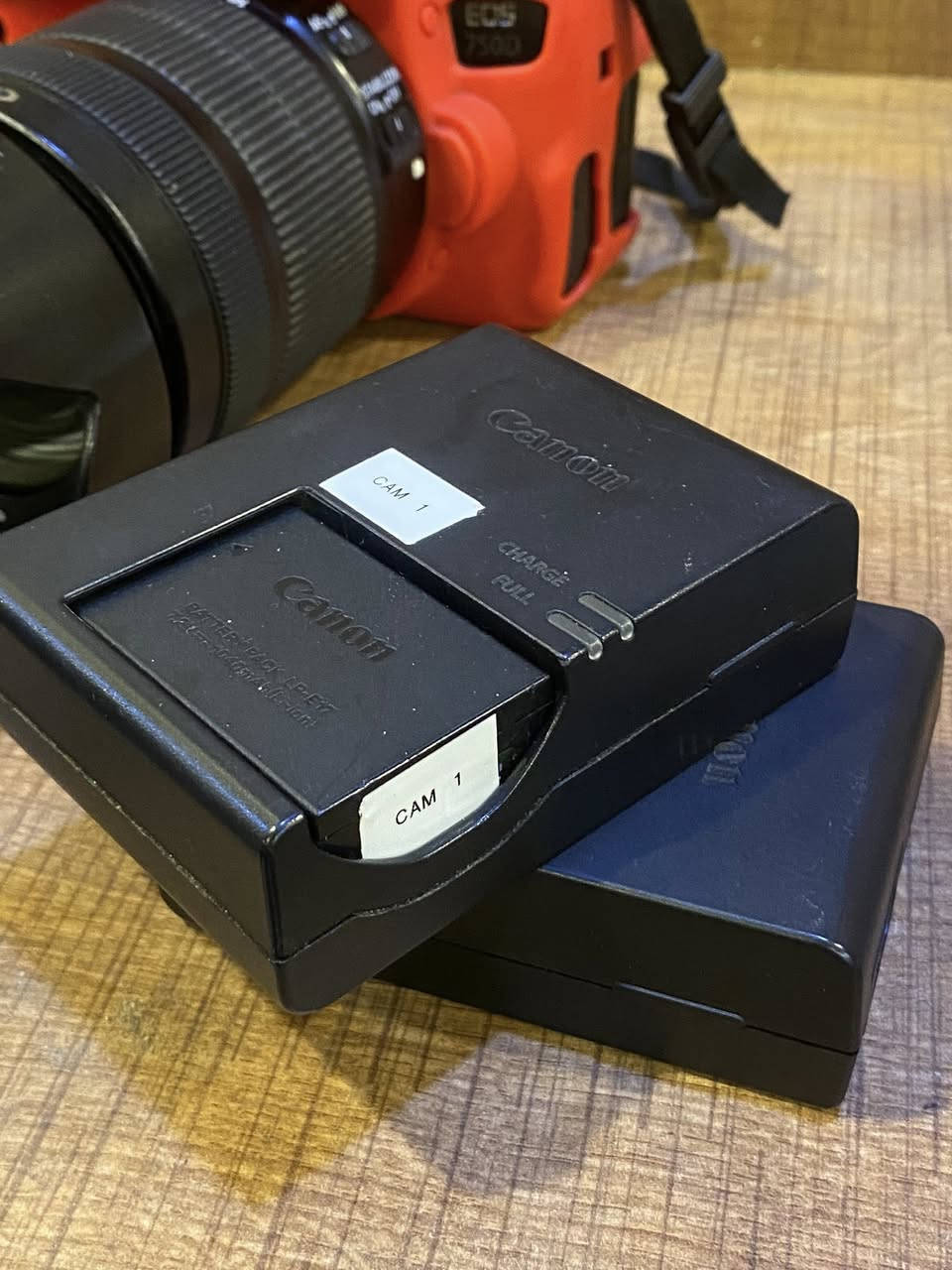 اللهم صل على محمد وال محمد
كانون 750D نظافة 99‎%‎

بطاريات عدد 2 مع شواحن

عدسة كانون 18-55

عدسة كانون 18-135

كرب باتري كانون


**إذا كنت صاحب هذا الإعلان وتريد حذفه لأي سبب، رجاءا أرسل رسالة إلى الدعم الفني**