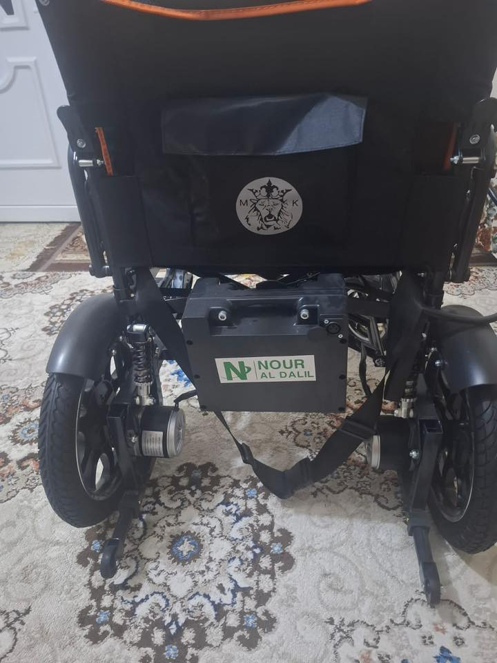 السلام عليكم عربانتين معوقين للبيع الاولى شحن ام الكير والثانيه عادية جدد غير مستخدمات ام الكير سعرها ٨٠٠ بيها مجال قليل والعادية ١٥٠ بغداد الاعلام قرب شارع اميمة *********** بي واتساب
