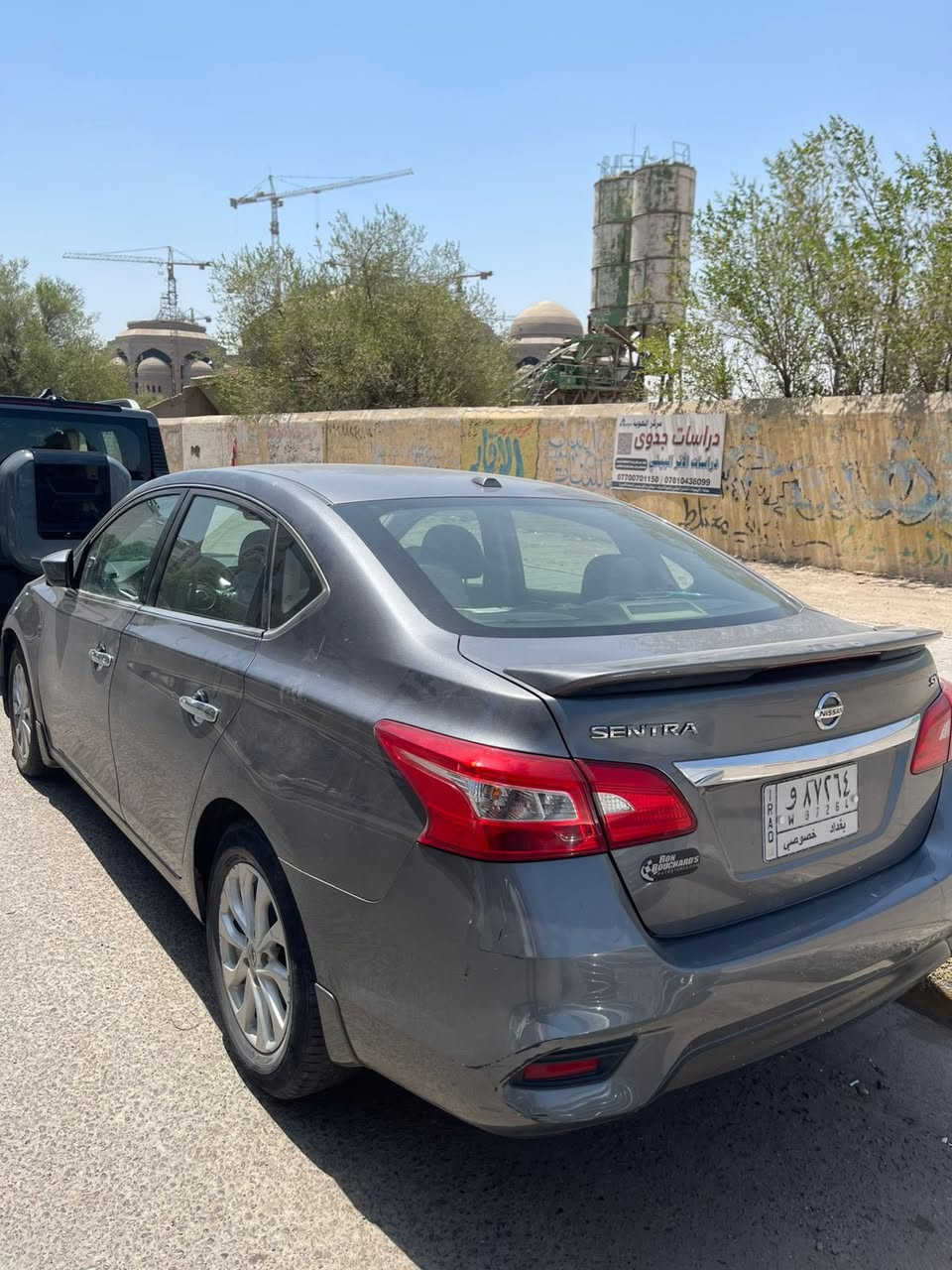 نيسان سنترا 2018
فئه الsv
تكون نص مواصفات 
ماشيه 91 الف ميل
بصمه 
بصمه أبواب 
كامره خلفيه
تحكم سرعه
Eco,normal,sport
قياده ذاتيه
ضربتها بجم فقط ايرباك ستيرن طاك
مبدل بنيد ودعاميه 
والچاملخ مصبوغ كما موضح في الصوره

السعر 105$ وبيها مجال 
لل استفسار ***********
