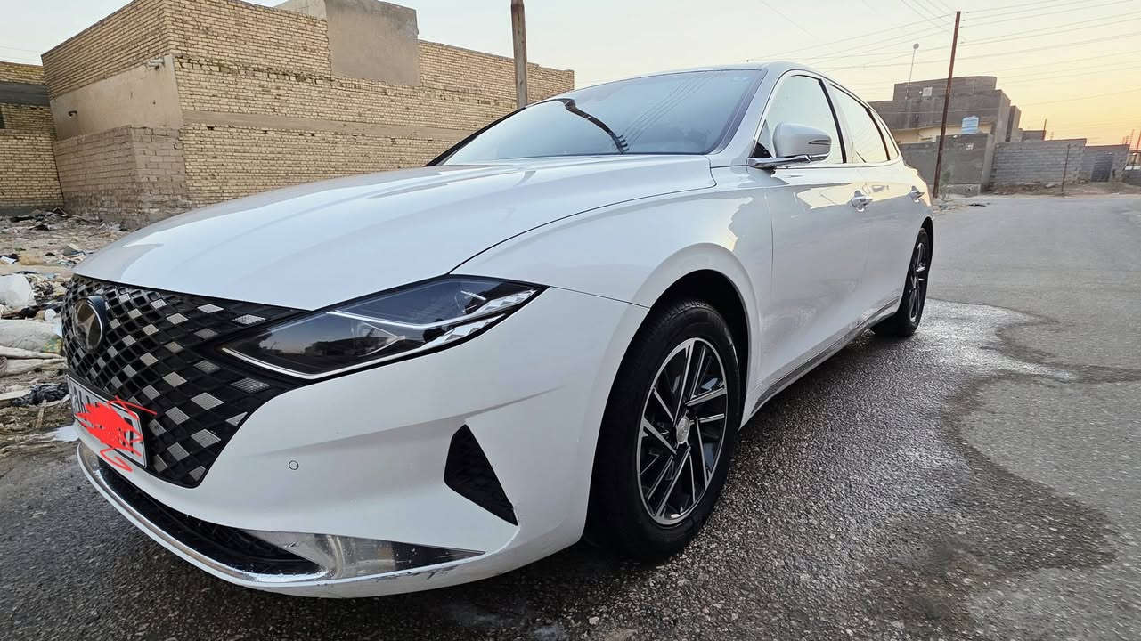 السلام عليكم
للبيع   

هيونداي ازيرا موديل ٢٠٢٣ وارد كوري غاز بلاد 

مكينه ٦ سلندر V

المواصفات السيارة فول الفول كفاله من الضربة والدحجة ماعدا صبغ 3 قطع بيبان صبغ الخطه من كوريا  مكينه كرير خير من الله السيارة جديدة بمعنة الكلام  

عداد ديجيتال متصل شاشه

رادرات اماميه خلفيه جانبيه مع حساسات

٣٦٠ درجة 
كامره امامي تسجيل مع خزن 

مع مانع تصادم جانبي عند الاجتاز ترجعك للمسار  

نقطه عمياء 

تحديد مسار كروس سياقة ذاتيه 

ترحيب مع كشافات 

مري شفط

اوتو هولد 

جام اوتر 4 بيبان

حساس جام اذا كانت وحده نازله

سايد بريك بصمه 

تبريد شاشه

كشن السايق كهرباء مع تدفئة و تبريد

كشن العكسي تدفئة

ستيرن تدفئة هيتر

تبريد مناخي 4 وضعيات

تبريد خلفي

صندوق ذكي 

تشغيل عن بعد

3 بصمات مع التشغيل

لايت زنون عالي ناصي متحرك 
مواصفات هواي بيها

السعر 170 وبيها مجال قليل
رقم قادسية تحويل ثاني يوم
العنوان السماوه التواصل خاص


**إذا كنت صاحب هذا الإعلان وتريد حذفه لأي سبب، رجاءا أرسل رسالة إلى الدعم الفني**