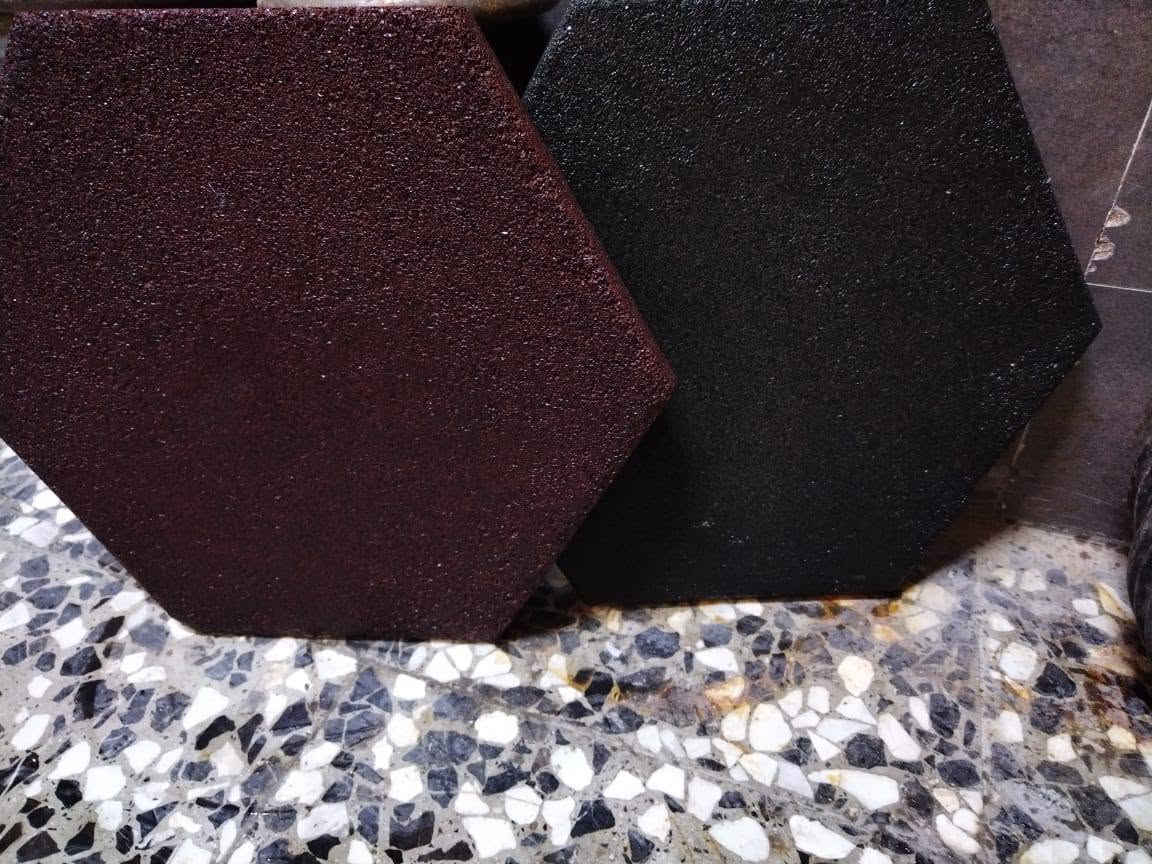ارضية 40 ×40
سعر مناسب ***********
