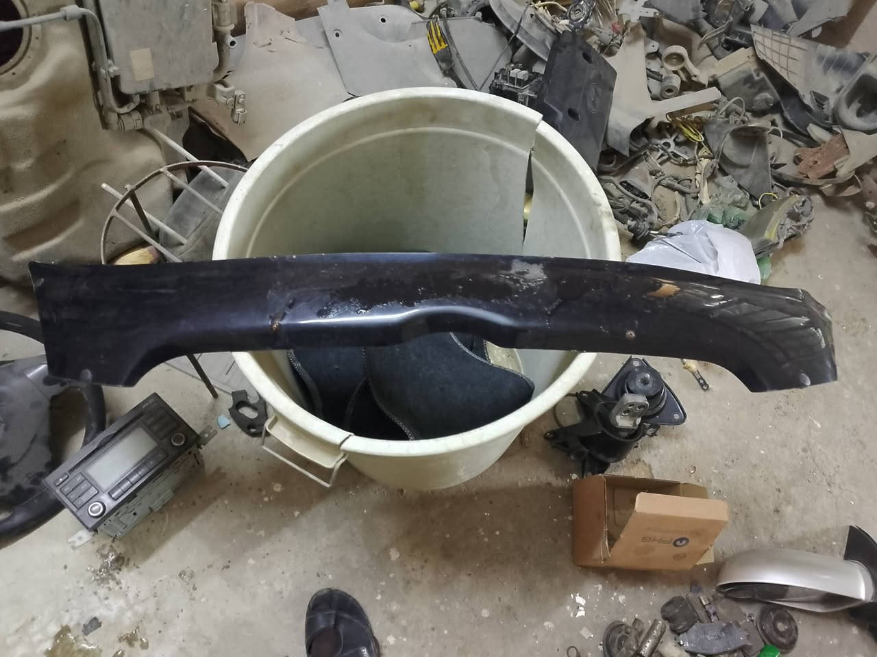 اغراض اكشن للبيع ***********
