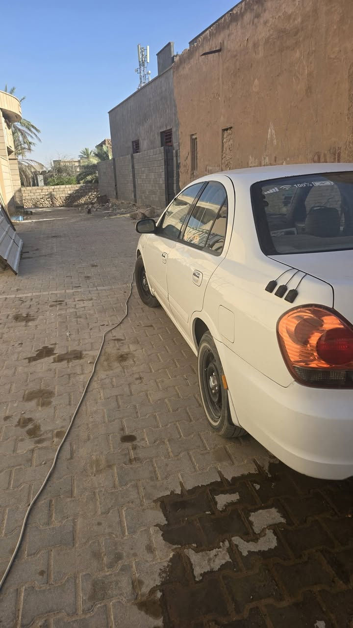 سني ٢٠١٠ لبيع السيارة بيهة جاملغ اليسر السيار اوتميك جاهز  ***********
