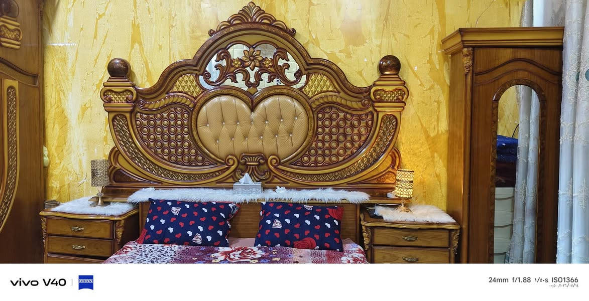 غرفه صاج للبيع طابقين نضيفه جدا
واتساب ***********
