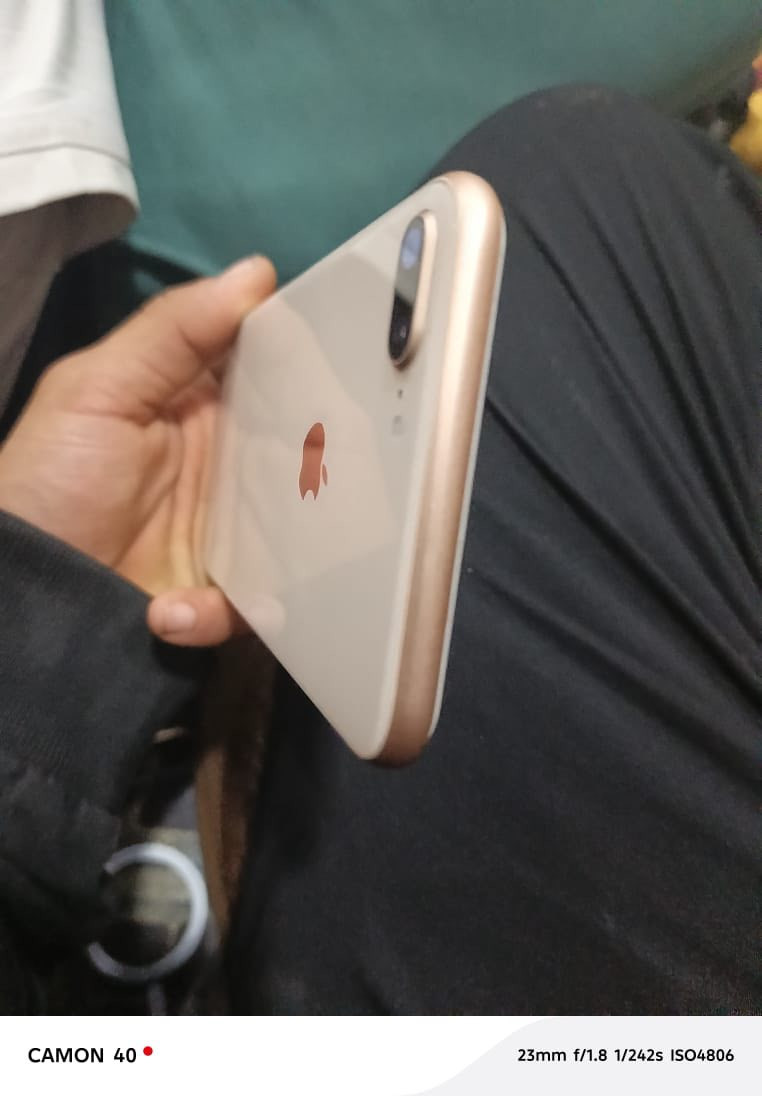 ايفون ٨بلص للبيع الذهبي
نضافه ١٠٠٪؜يعني فوول 

جهاز كلو شركه نورمان 

ذكره ٦٤

بطاريه ١٠٠٪؜مستبدله على ايدي 

مشحون ٢٢مره يعني بعدها لوك 

شرط انطيك قطاره بل شحن 

٦٠فريم بوبجي 

الجهاز لكو شغال وشرط اي عطل يرجع 

كامره دمعه الثمنيه غني عن التعريف بل تصوير

الجهاز مال بيت 

السعر بلاش ١٤٥وبي مجال 

مكاني موصل الايمن دورت الرساله 

الخاص مفتوح او الرقم ***********

بي وتساب.
