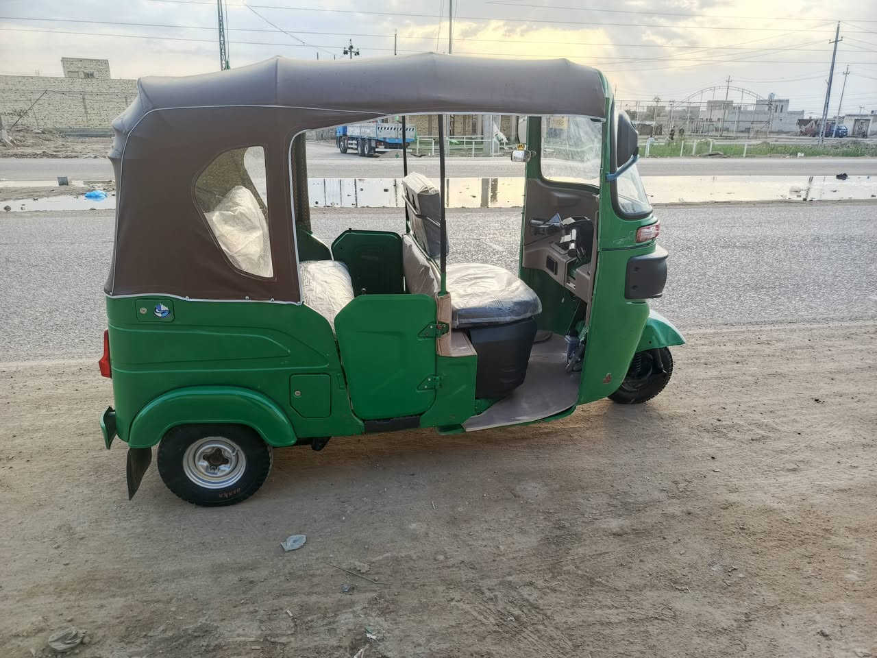 السلام عليكم تكتك للبيع اوراق وكيلها سيد خلدون مصبوغه جماليه
***********
