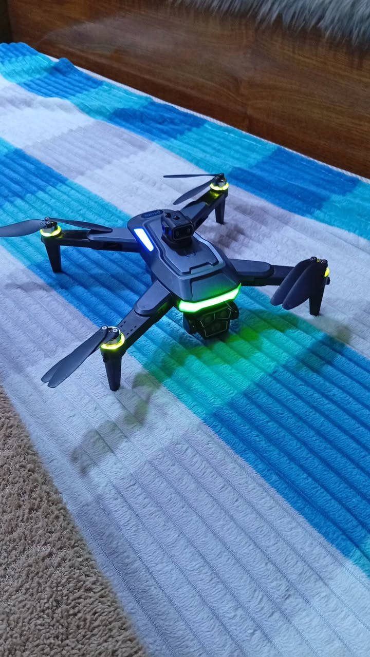 سلام عليكم طياره دروان اللبيع فول مواصفات وضواح كامره فوال
نضافه فوال 100على 100 سعر 70 بي مجال اللطيبين 
هذه رقمي *********** واتساب وهاتف
