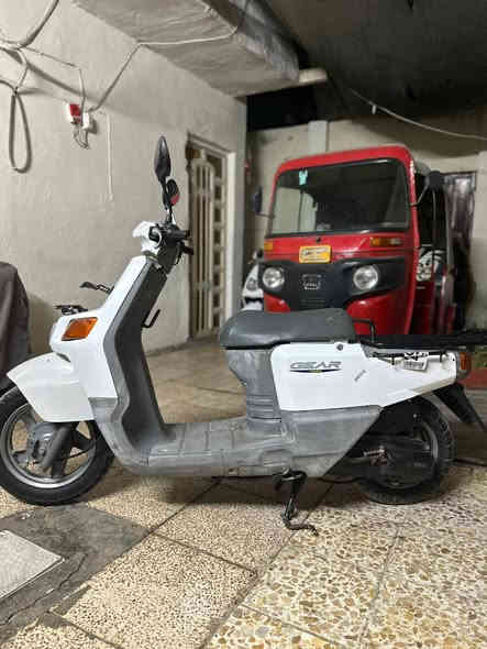 سلام عليكم اعيد النشر ب وعود كاذبه الي مو شراي لا ينطي كلمه دراجه بيكم للبيع دراجه نضيفه نكره سلف الكهربائية كله شغاله بكاني بغداد مدينه الصدر السعر 350 بيه مجال شي بصيط الاستفسار ع الرقم ***********
