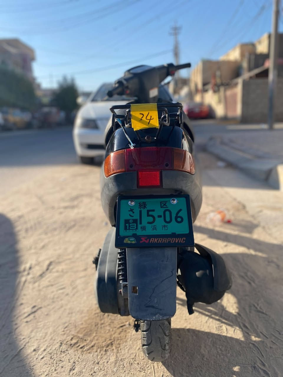سلام عليكم بطه 2003 للبيع السعر 850 وبيه مجال صارله  اقل الشهر من طالعه دراجه حاويه المكان الحر 
***********
