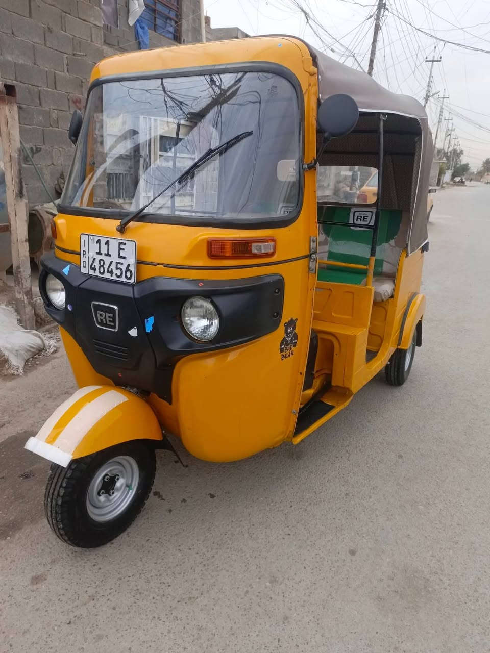 19 باسمي تحويل ثاني يوم ومابيع اذا موعقد مروري  هزه جديدة بيها بارد بصيط بل لغد وكاعية امامية مرشوشه ودوسات معمره كاعية خلفيه جديده تلمع مكفوله تنقيص تبخير اكسل التكتك عليها ادامة كاملة قمجيات نمر وكير وبگ وبلكات وماصدات وباتري وكتف وتخم.جوزات شركة دبلات امامية خلفي لوي خلفي بنزات عنابير تخم تاير جبلي  ذني كلهن قبل سبوع سويتهن تراي زيرو  نقص برغي مابيها مكاني شعلة سعر اتصال ع رقم فيس مامتواجد ***********
