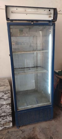 براد • للبيع • ثلاجة • حي العامل 2