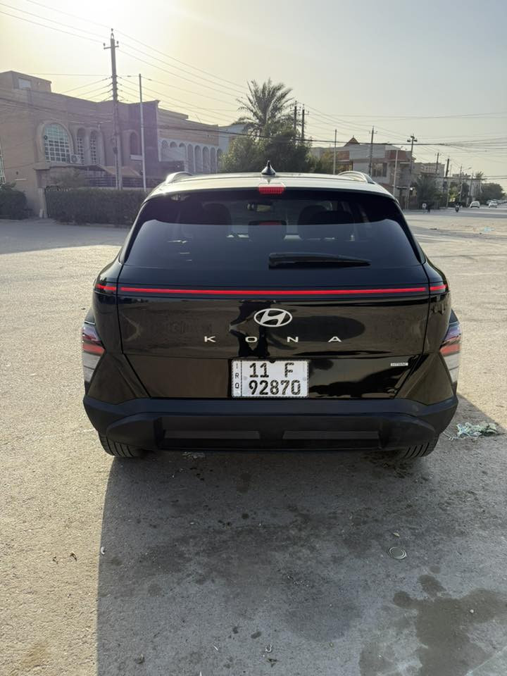 هونداي كونا 2024 وارد امريكي
ماشيه  29 ميل رقم بغداد باسمي 

مواصفات عدا الفتحة 

 محرك 2000 دوش

 بصمه تشغيل + تشغيل عن بعد

 هند بريك بصمه 

 شاشه دجتل متصل اندرويد وكار بلي  

 كامرة خلفية دوارة ثلاث وضعيات

 كشن السائق كهرباء

 رادارات اماميه وخلفيه وجانبية 

تحديد مسار  وتحذير عند خروج عن الخطوط+ توقف ذاتي عن الاقتراب 

  انضمه قياده درايف مود

  اوتو هولد + نضام صعود منحدرات 

 نقطة عمياء +اشاير بالمري 

تبريد بيانو مناخي منفصل قطعتين امامي وخلفي

شاحن واير ليس وتايب سي

 فول تحكم ستيرن 

 اوامر صوتية

ويل كب حجم 18 

استيرن رجاج عند الاقتراب من سياره

ضرر بسيط ايرباك ستيرن فقط  جاملغ امامي 4 اصابع و البنيد  وبارد مكانين بسيطات 

السعر 174

مكان السيارة بغداد  ***********
