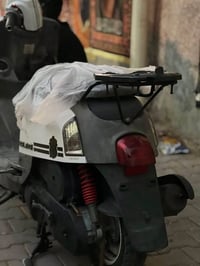 بوليس البيع  الدراجه ختم واحد الدراجه إذا مو  ختم  واحد ترجعه وطيك فوك...