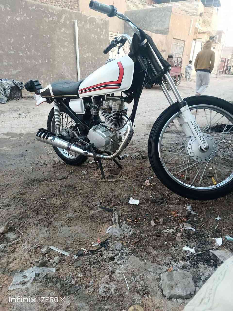 سلام عليكم شباب دراجة  لبيع موديل18مكفوله من كلشي  مكان شارع المطار وكيله العارضي  الدراجه كدامك 650وبيه حك الجيه***********
