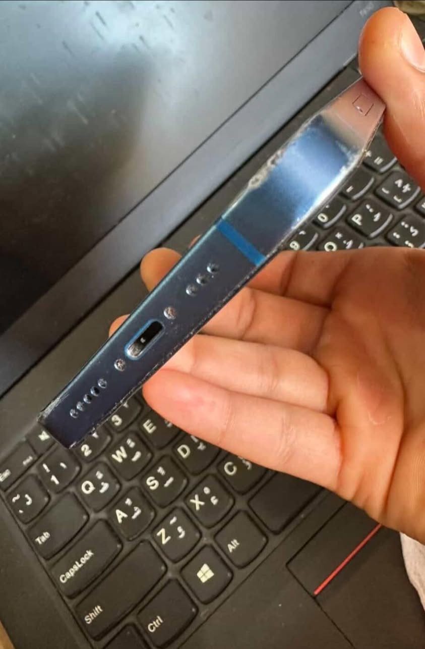 سلام وعليكم ، ايفون 13 عادي 128 بطاريه 80 شرق اوسط شريحه وحده الجهاز  نهائيا ممفتوح ولا مبدل بي شي بس بي طخات خفيف بالزوايه نهائيه مامأثرات على الشاشه ولا الضهر ولا الشاصي رايده ب450 وبي مجال بسيط


**إذا كنت صاحب هذا الإعلان وتريد حذفه لأي سبب، رجاءا أرسل رسالة إلى الدعم الفني**