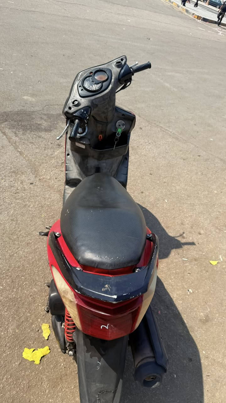 السلام عليكم
دراجة سكنس ياباني اصلي قبغ نفخ 
دراجة خير من الله مكينة مامفتوحة
رايدها ب٩٥٠ وبيها مجال
العنوان/ بغداد شارع فلسطين 
***********
