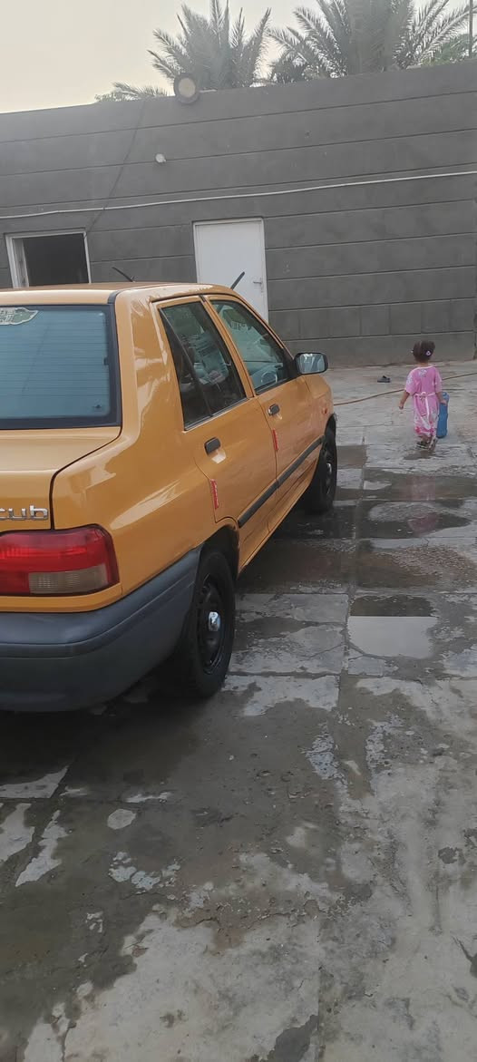 سايبه للبيع سياره نضيفه موديل ٢٠١٥ سنويه ما صاقطه سعر ٣٧ وبيه مجال شراي يجي خاص او يتصل بيه وبي خير و يدالل مكاني دوانيه تليفون ***********
