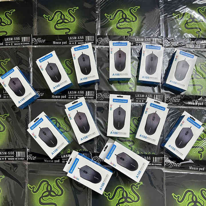 الأقوى والأسرع في فئة الديل (الوورك ستيشن) 🔥 

لابتوب Dell Precision 7530 مع #سيت_هدايا 🥳 

#معالج_قوي كور i7-8750H (الجيل الثامن) بأعلى فئة H المصممة للإلعاب والتصاميم 

رام 16 كيكا DDR4 

هارد 512 نوع SSD M2 (أسرع من SSD إللي هو أصلاً سريع)!!

#كارتين_شاشة

كارت شاشة داخلي  Intel UHD Graphics 630 حجم 8 كيكا 

كارت شاشة #خارجي قوي NVIDIA Radeon Pro WX 4150 حجم 4 كيكا  

مجموع كروت الشاشة 12 كيكا (يشغلك كافة الألعاب والبرامج)

شاشة كبيرة 15.6 Full HD (بيها تشبع لوني قوي)

#السعر 550 ألف مع #سيت_هدايا (حقيبة + ماوس + ماوس باد + هدفون + ستاند تلفون)

#ملاحظة: ضمان إسبوع إستبدال فوري + اللابتوب يوصلك منصب عليه الأوفيس و برامج مونتاج و هندسة، بالإضافة لبرامج الكيم لوب الخاص بالألعاب + يوصلك مع الهدايا مغلف داخل بوكس بكل عنايه وأناقة 🎁

بغداد شارع فلسطين (توصيل #مجاني بكل العراق)

*********** (موجود واتساب)

صور حقيقية مع الملحقات و الهدايا 👇
