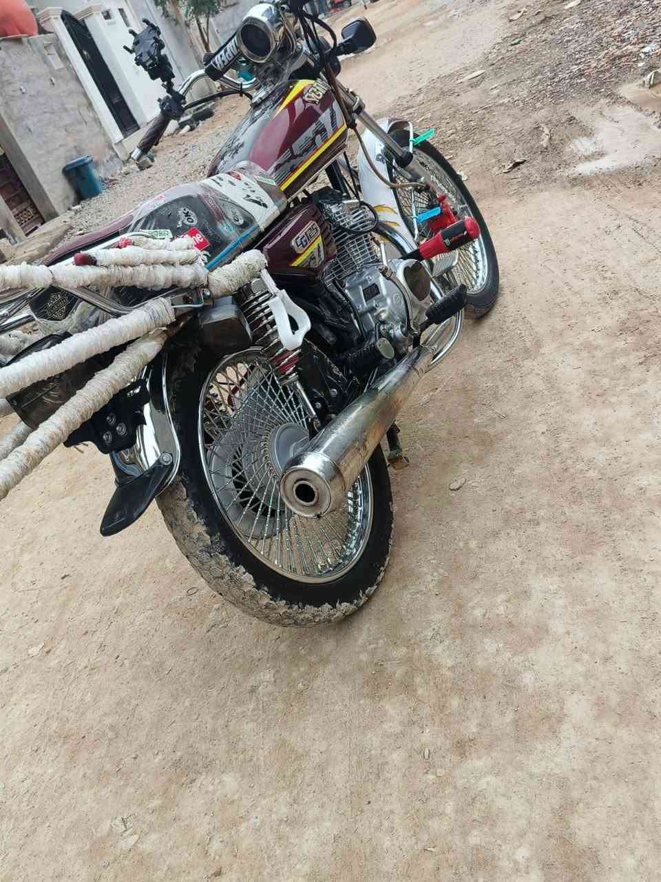 سلام عليكم موطور ربعة كير 
تايكر سونك الصلي محرك شرط رقم شاصي واضح موطور كامل مكمل موديل 2024مكاني ديالى بهرز السعر 725وبي مجال حك الجية ***********
