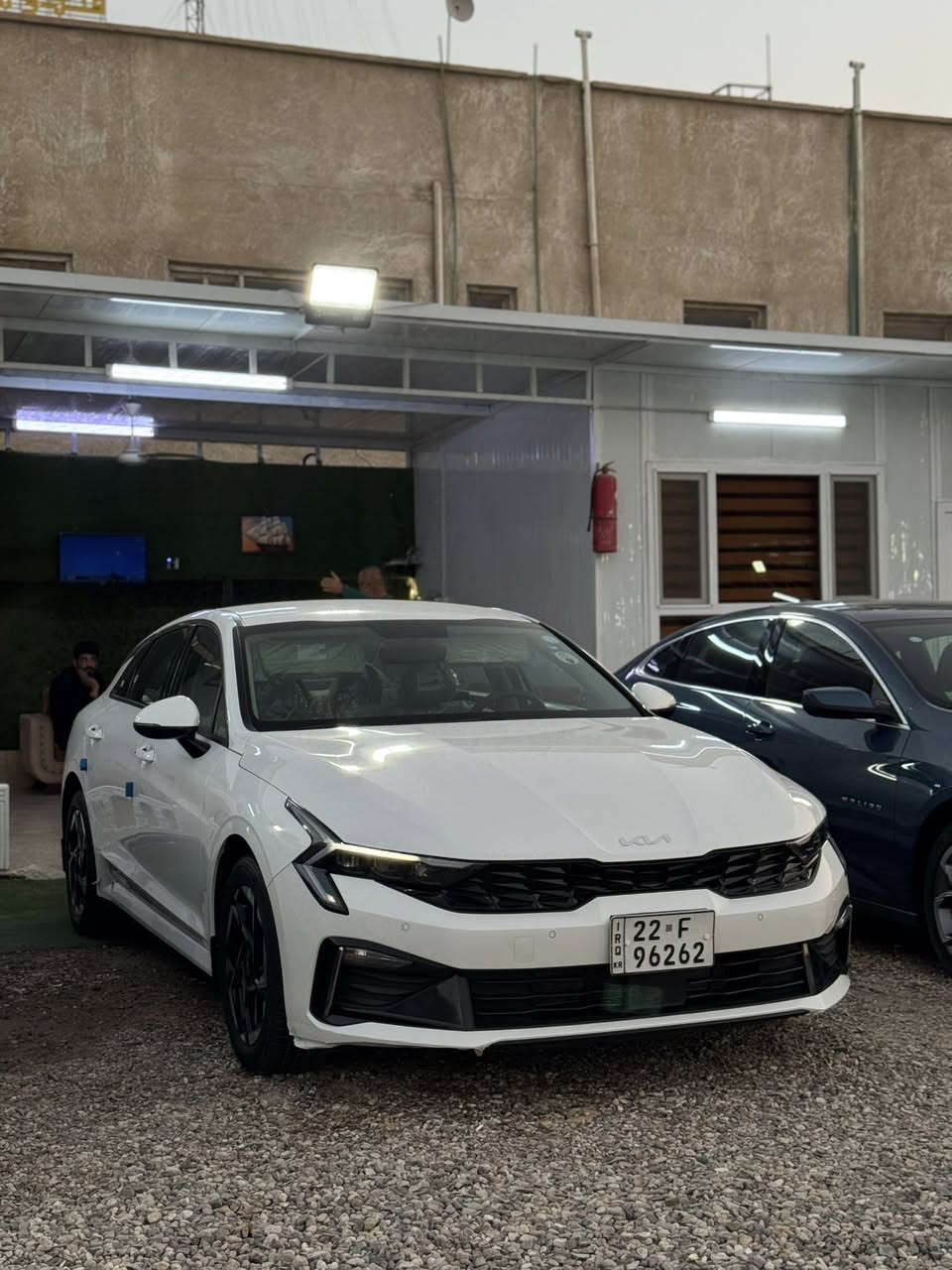 كيا كي فايف 2024 خليجي كفاله
رقم اربيل باسم شركه
كفاله عامه 
ماشيه ٣٥ كيلو
مواصفات فول عدا البانوراما
دواخل جلد بيج
قياده ٤ وضعيات
شاشه ايباد عدد٢
شاشه تبريد لمس
شاحن تاب سي
اوتو هولد
سايد بريك بصمه
حساس خلفي
تشغيل عن بعد
للبيع فقط السعر ٢٢٨ وبيها مجال بسيط
***********
