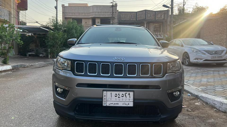 جيب كومباس موديل 18 فول مواصفات ماعدا البانوراما حادثه بابين امبدله اصلي نفس اللون ماشية 91 كم للاتصال على الرقم ***********
