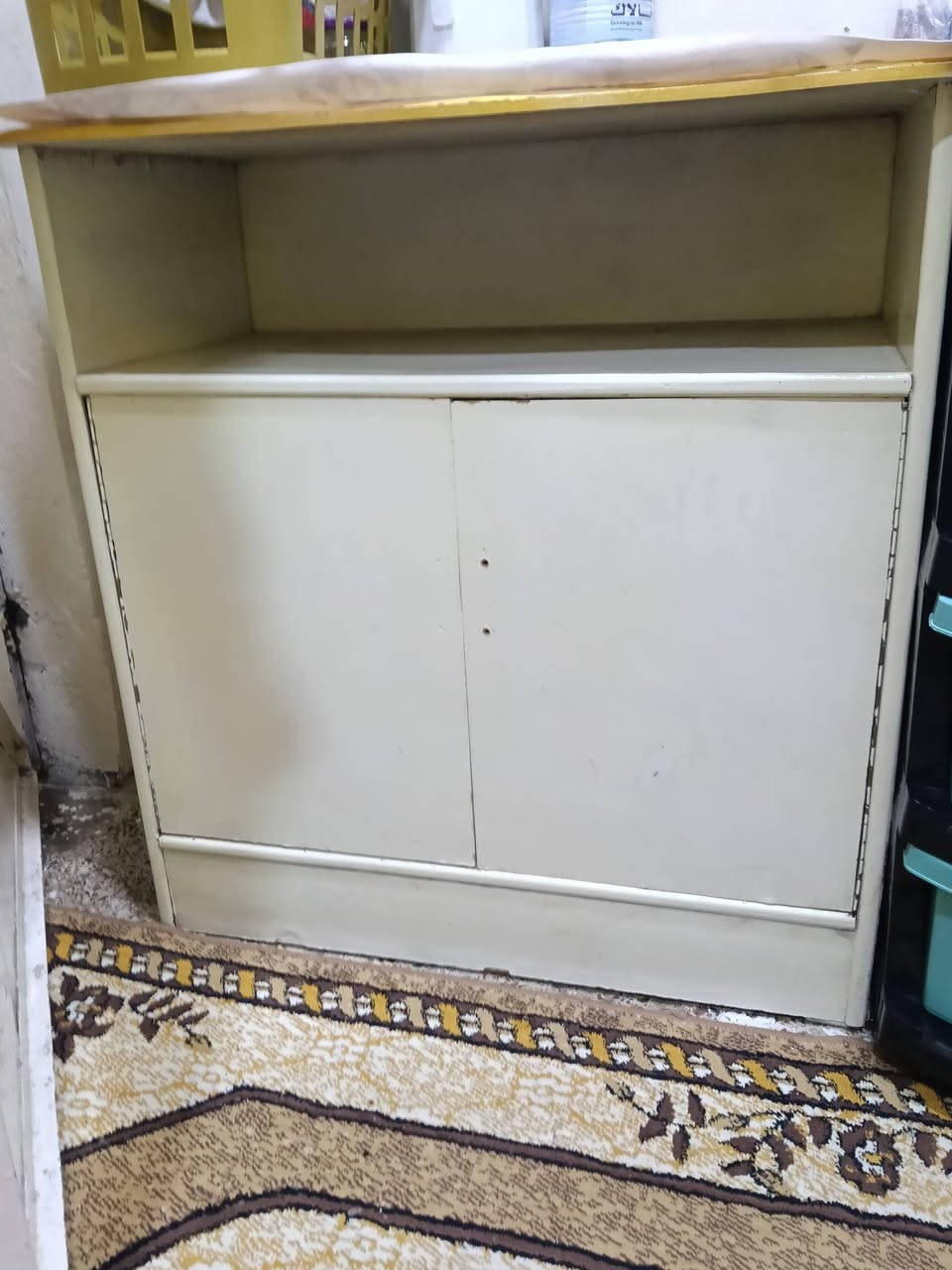 سلام عليكم غرفة خشاب لا بيع بيه ضرر قيم بل يرضه بي الله بغداد مدينه الصدر قطاع 61 رقمي ***********
