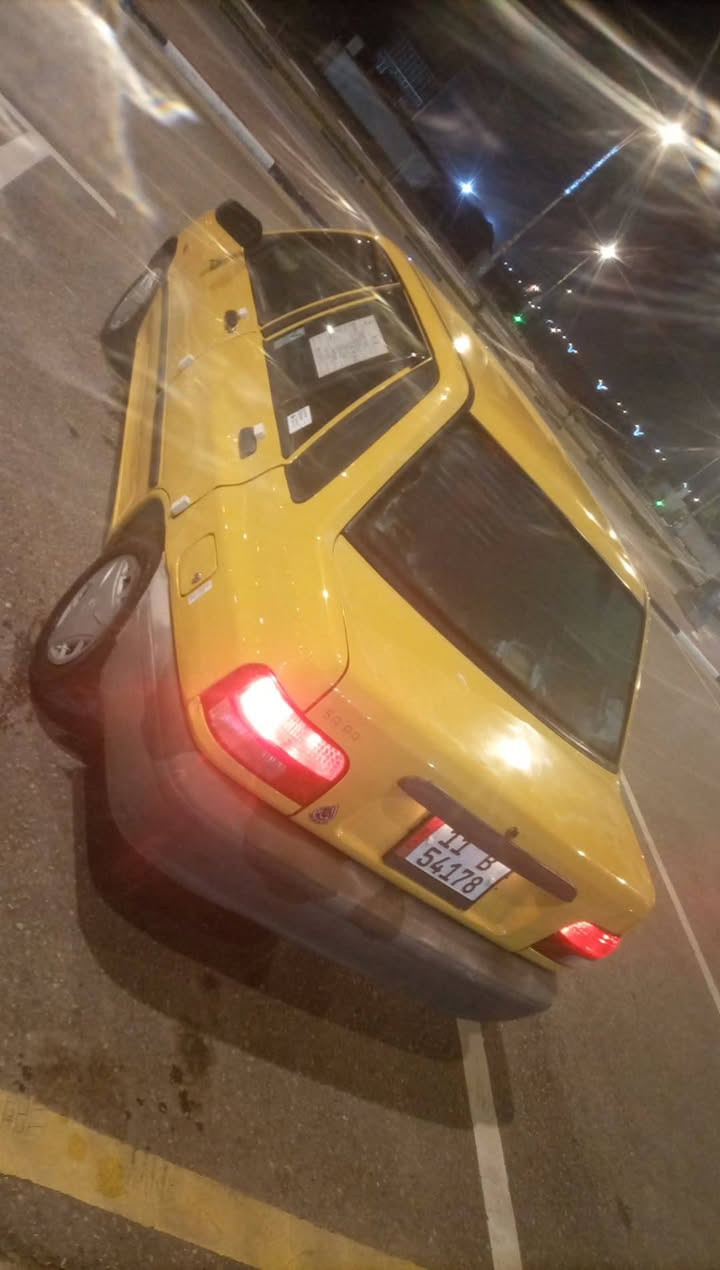 سلام عليكم سايبه 2012  سياره حلوه تبريد شغال حداديه جديده مسفره هيا وغرامات السنويه لل 28 ماكينه بيها خيط بخار مكان السياره كربلاء السعر 29 بها مجال‏‪***********‬‏
