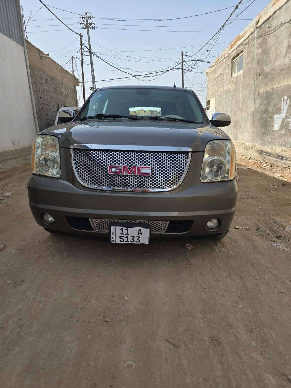 سلام عليكم جمسي موديل 2007 جاهزه وحلوه و نضيفه جناي صارلها ثلاث سنوات عندي بسمي شخصين تخم تاير و حداديه و منضومت غاز و رقم مميز وسعرها مناسب السعر 172 بيها مجال حك الجيه و السيارة مال جناي
االسيارة صبغ حزام بدون حادث قوي
مكان السيارة نجف للتواصل
    ***********
