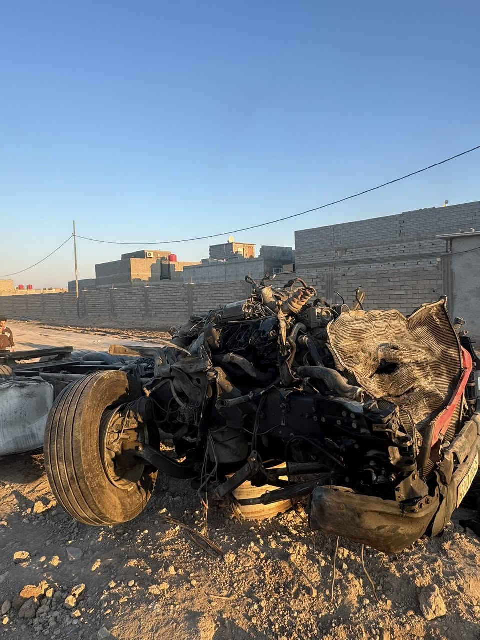 سكانيا راس تريله سحال موديل 2016
مكينه 520 الوحش دبل شاصي بلادي 
سنويه جديده لل2030 اربيل 
للاستفسار ***********
