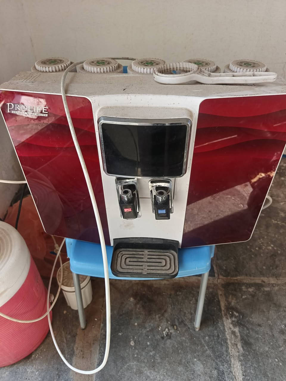 جهاز تحليه وبراد بنفس الوقت اربع فلاتر شغال بشرط ستخدام شهرين السعر 70قفل***********
