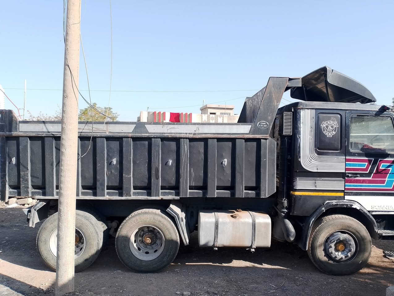 السلام عليكم
سكانيه مسجل بل سنويه 142
محرك 12 ونص
بدايه بخار
رقم نينوئ دولي
حصه كاز 
تبريد ❄️
تدفئه
تواير طخم
جديد
سنكل عضله
اكسن خفيف 
وايرمنيه كامله مكمله 
سياره جاهزه 
دشبول عدل 
تريد تحويل
تريد وكال
السعر اتصل او خاص
*********** وتساب عل هاذه الرقم
