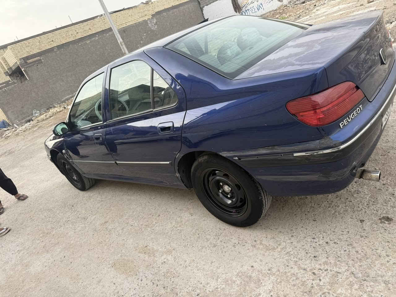 سلام عليكم بيجو فرنسي 406 سياره بلاديه قطرت صبغ ماكو كير مكينه كفاله عمه صدر جديد تخم تاير بيه بارد قليل شوفت عينك متصرف عليه جاهزه من كلشي لمشى 120 الف رقم بغدادستفسار ***********
