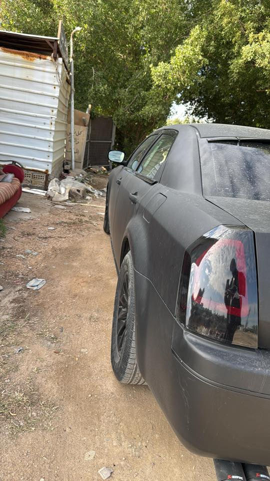 السلام عليكم للبيع او مراوس اوباما موديل عشره 🔟 مكينه تلاثه ونص اصل اربع جوكات تغليف اسود مات ضمان خمس سنوات رقم اربيل بسمي تحويل ثاني يوم سنويه لل ٢٠٣٠ هزه بعدهي ماساقطه كير مكينه كفاله جدد على ايدي شادهن محدث بجم هيمي وبك لايت مال عشرين السياره مابيها كل نقص ومامشتغله خط ومتعوب عليها السياره صبغ عام قبل التغليف مكفوله من الكصه وشواصي ولغود مكفوله للعلم صبغتها كلش حلوه عندي صورها قبل التغليف سعرها ١٠٥ وبيها مجال اخوان لحد يقارنها بل مهجومه السياره متعوب عليها الله شاهد ***********
