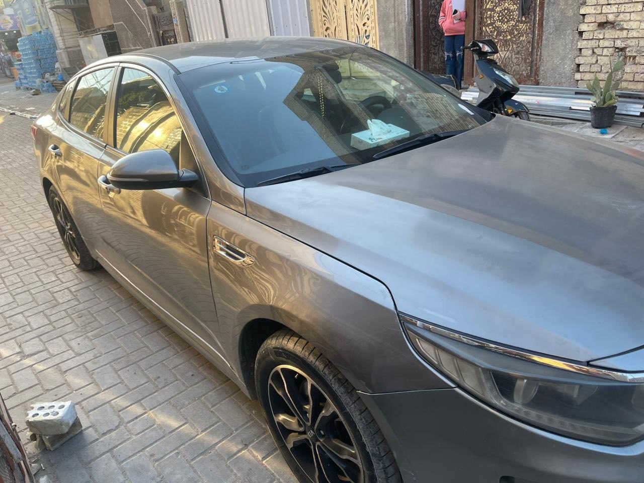 سلام عليكم كيه اوبتما موديل 2017 وراد أميركي حادثه اميركه فقط دعاميه خلفيه هنا بل العراق بيه خمس قطّع اثر شخوط رش كلير بدون معجون بدون دواخل سياره جديده مكينه 2400 تخم تاير جديد صدر جديد سياره مال  بيت ما تصرف عليه ربع دينار موصفات عاديه سعر 118 مكان حي بساتين ***********
