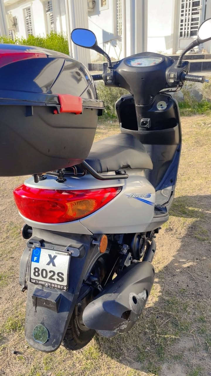 دراجه بريز ببغاء صار شهرين من نزلتها رمبه بشرط ع فحص جيب فيتر وتعال انطيك بيها ضمان سنتين اذا مفتوحه ترجع سرعه 140 اوراقها كامله نوزل تشغيل سلف نكره 
فقط الشراي يدخل خاص مكاني بغداد المدائن


**إذا كنت صاحب هذا الإعلان وتريد حذفه لأي سبب، رجاءا أرسل رسالة إلى الدعم الفني**