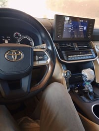 لاندكروز • ٢٠٢٣ • ٦ سلندر