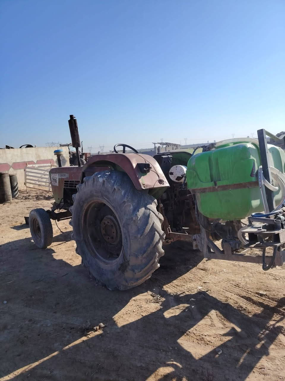 السلام عليكم
مگلف بالنشر 
مكينه للبيع  السعر 4ونص وبيه مجال للطيبين  
اتصل  ***********
